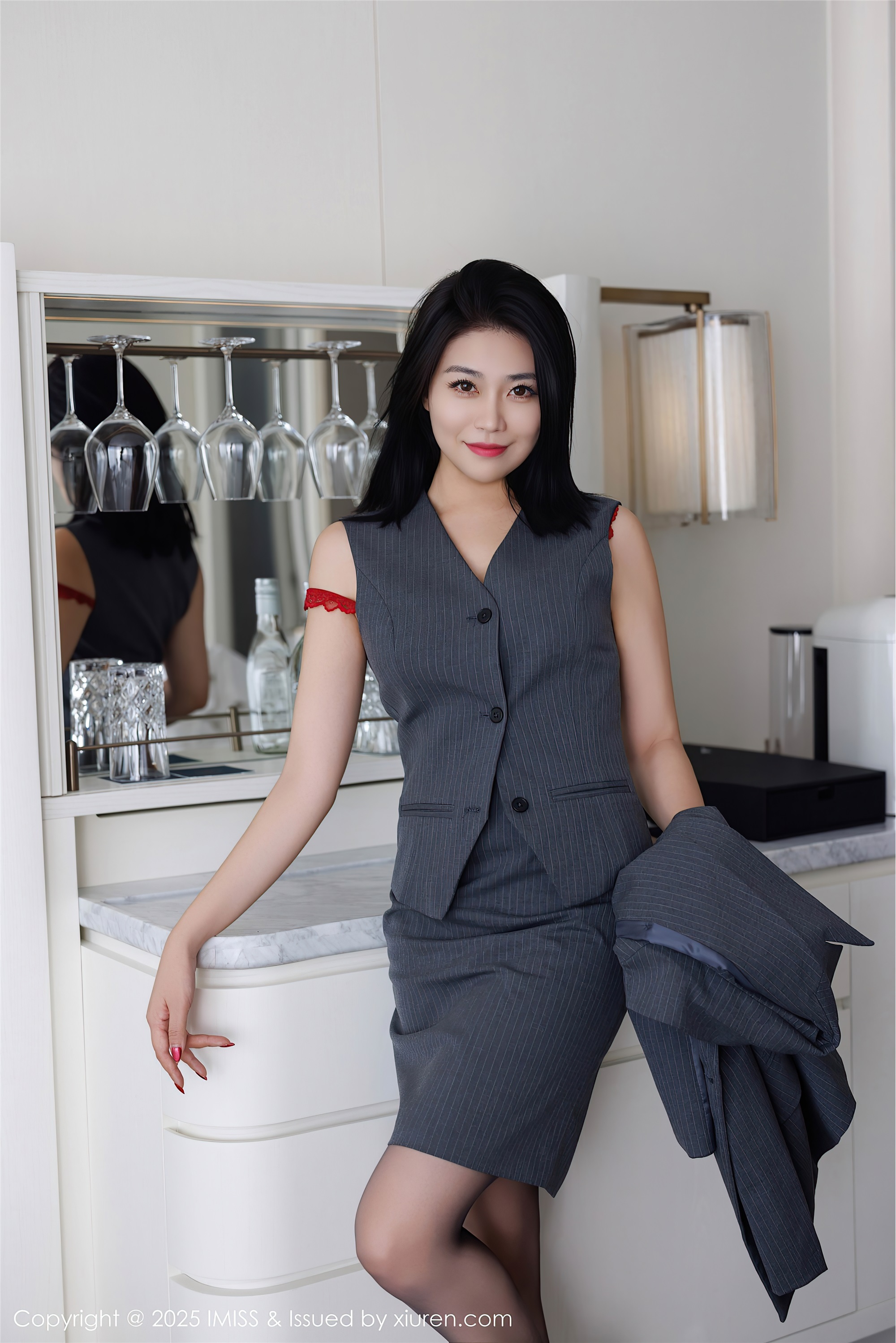 IMiss爱蜜社 2025.03.19 VOL.787 许诺Sabrina